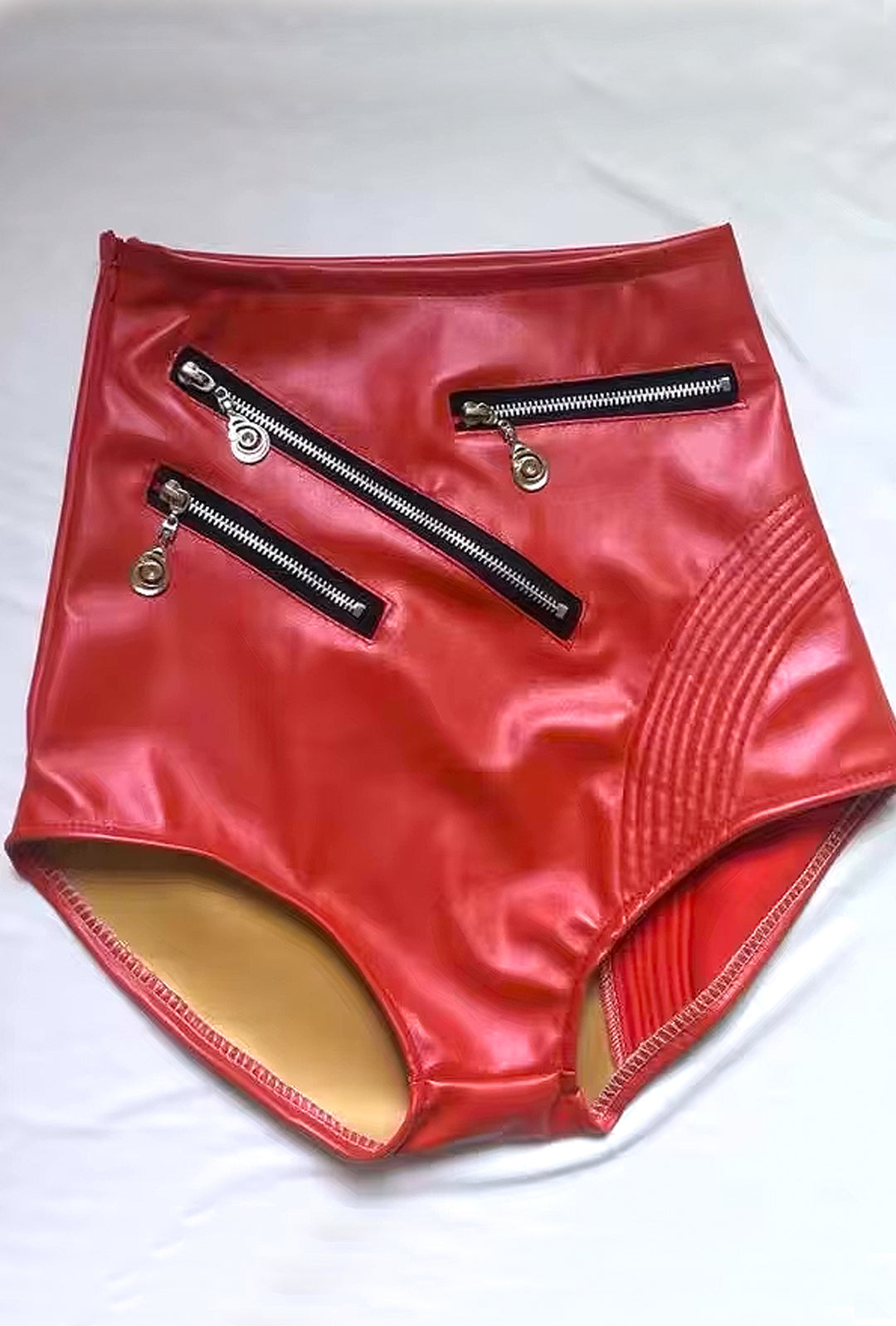 ANNE - MOTOR STYLE BRIEF LEATHER SHORTS