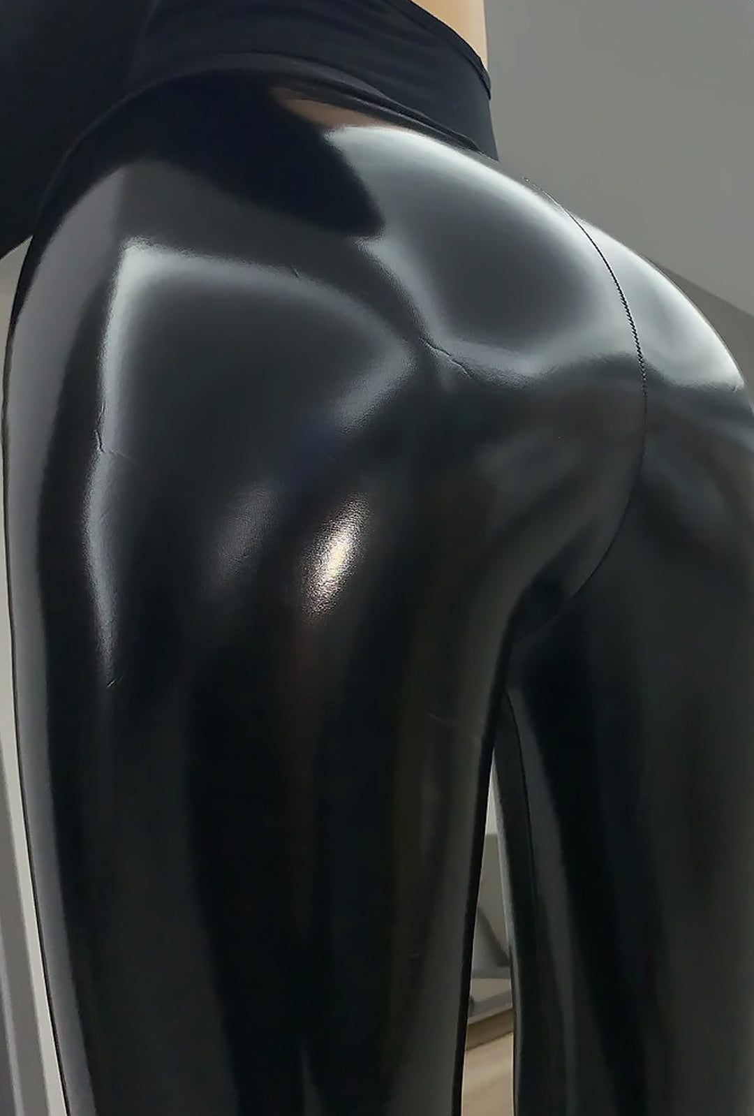 SIMONE - LATEX LEGGINGS