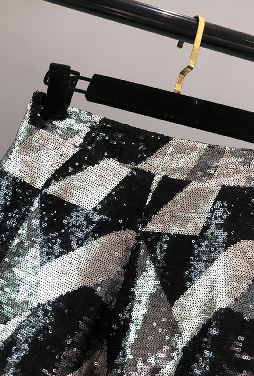 TANIA - CUBIC PATTERN SEQUIN EVENING SHORTS
