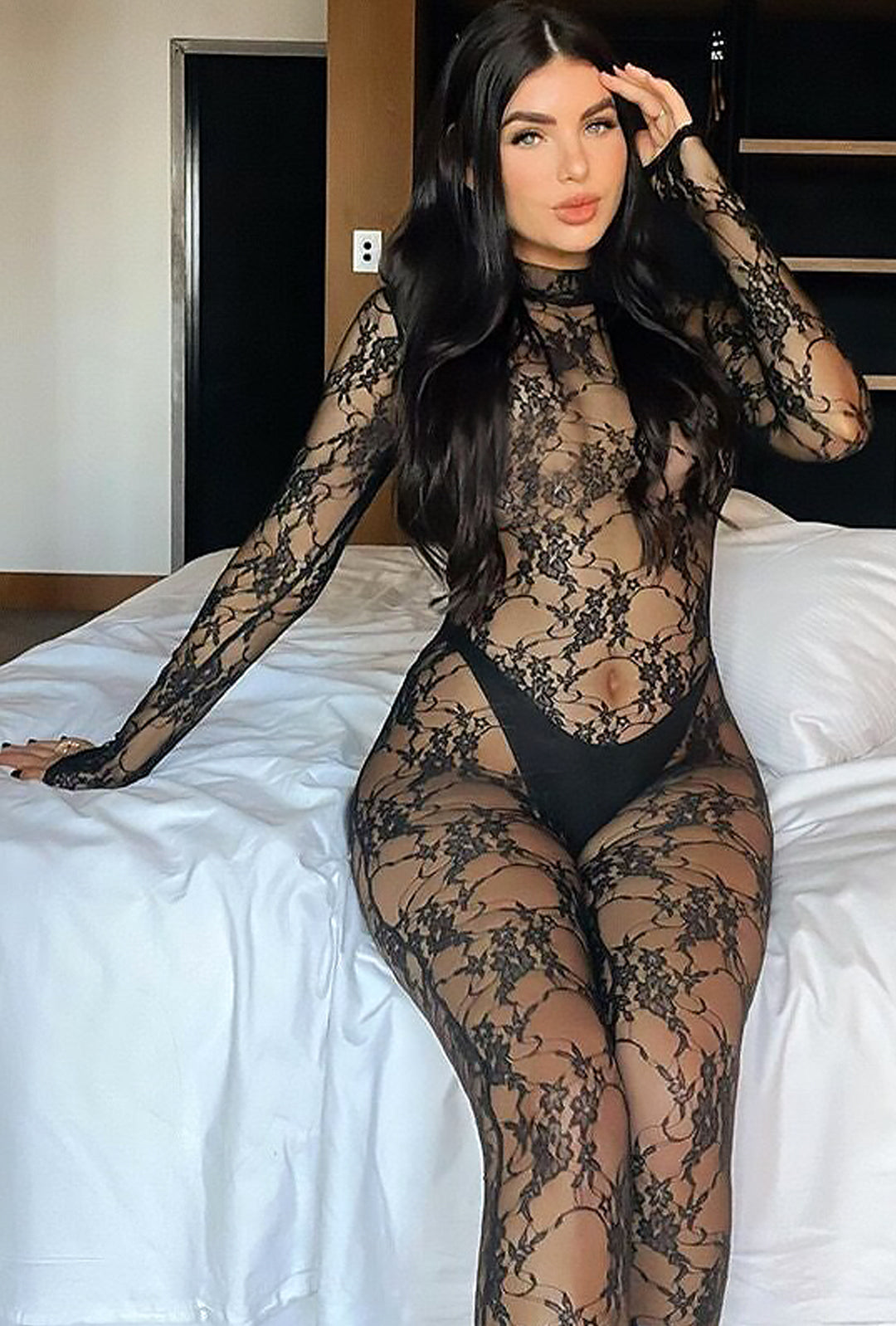 TATE - LACE SKIN BODYSUIT