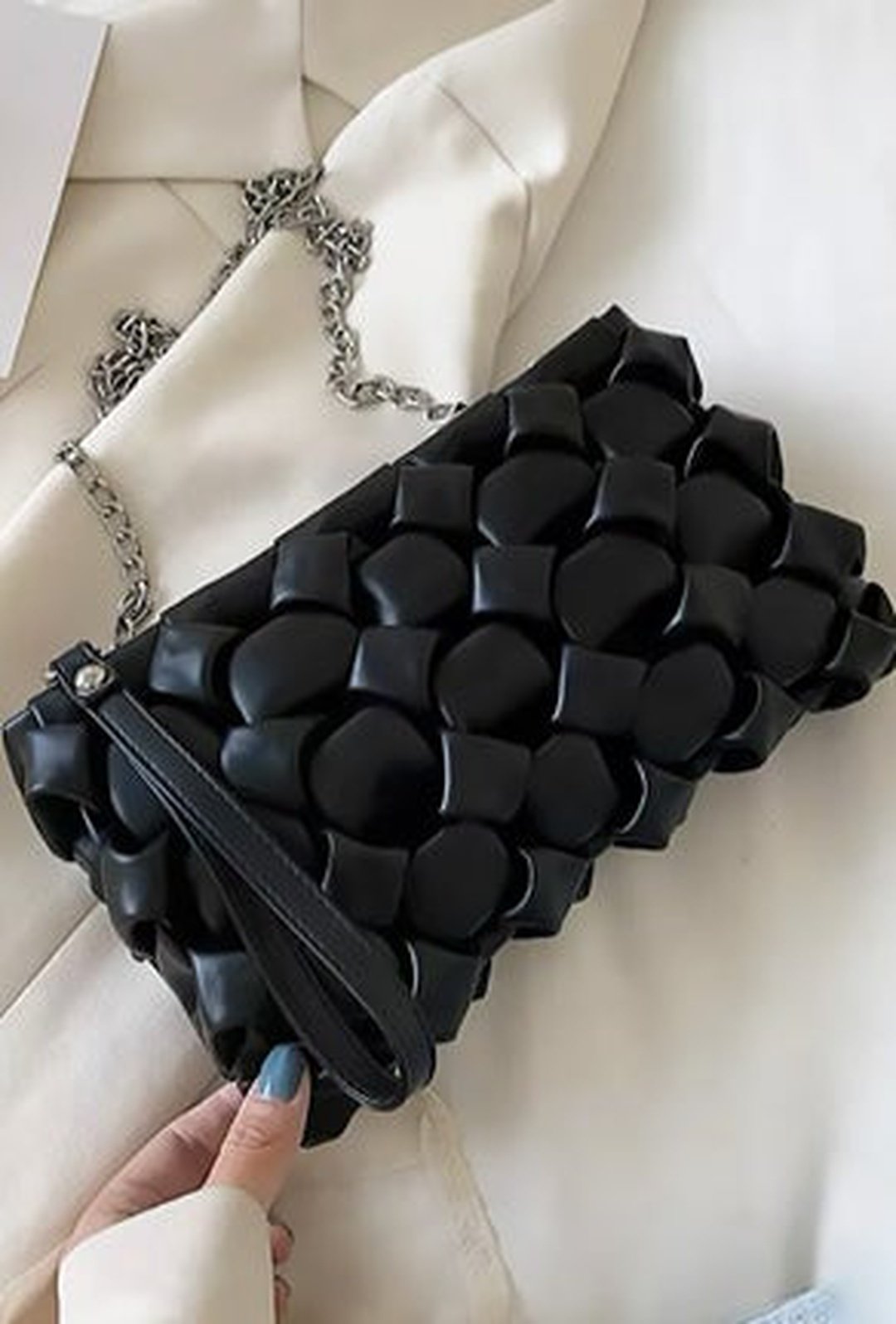 abeje - weave clutch bag l 10 1/2" x h 6 1/2" / black