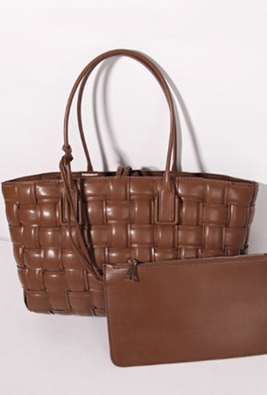 BUTTINA - BOLSO SATCHEL TEJIDO