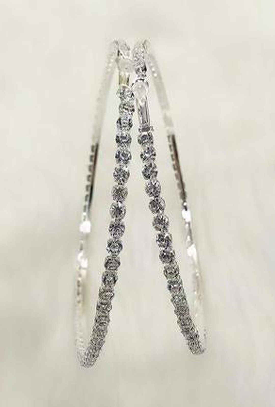 KIRSI - DIAMANTE HOOP EARRING