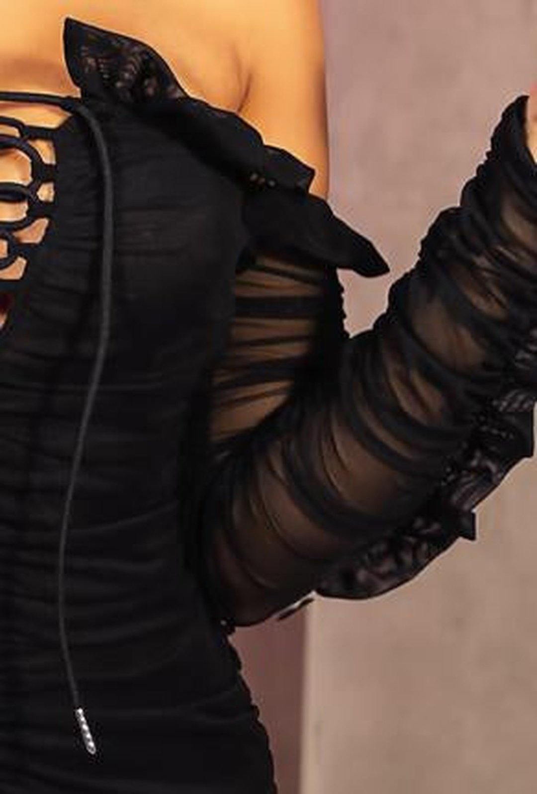 ROSALI - VESTIDO FRUNCIDO Y VOLANTES