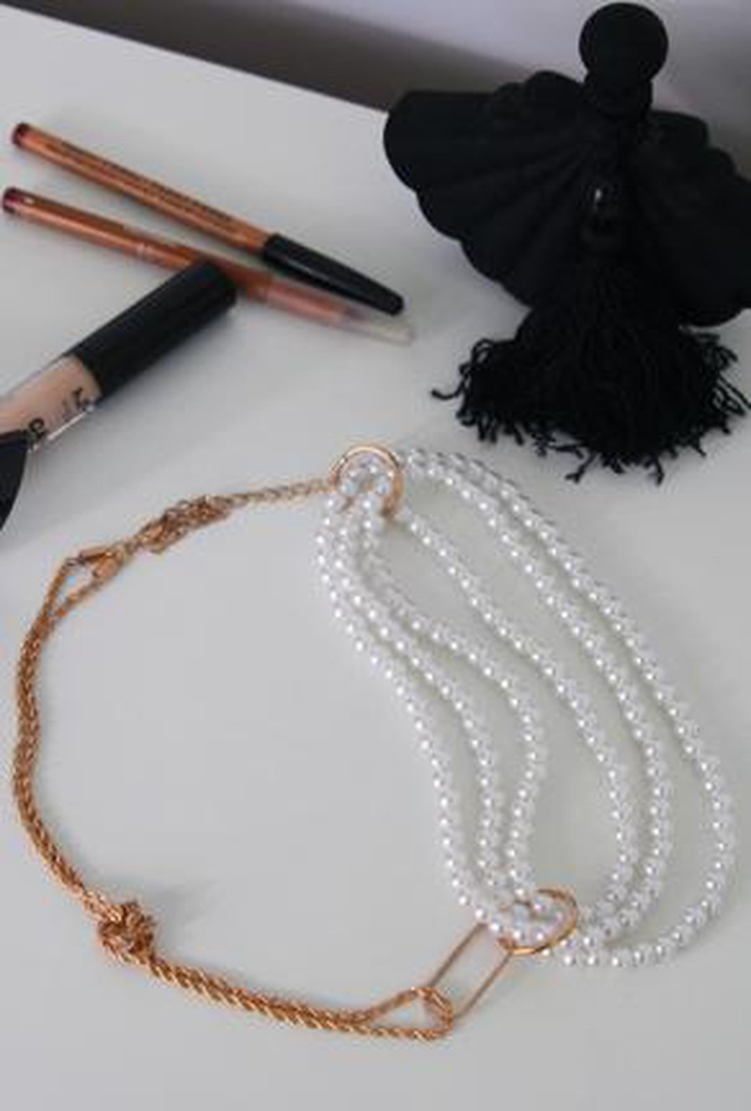 SACHA - PEARL & ROPE NECKLACE