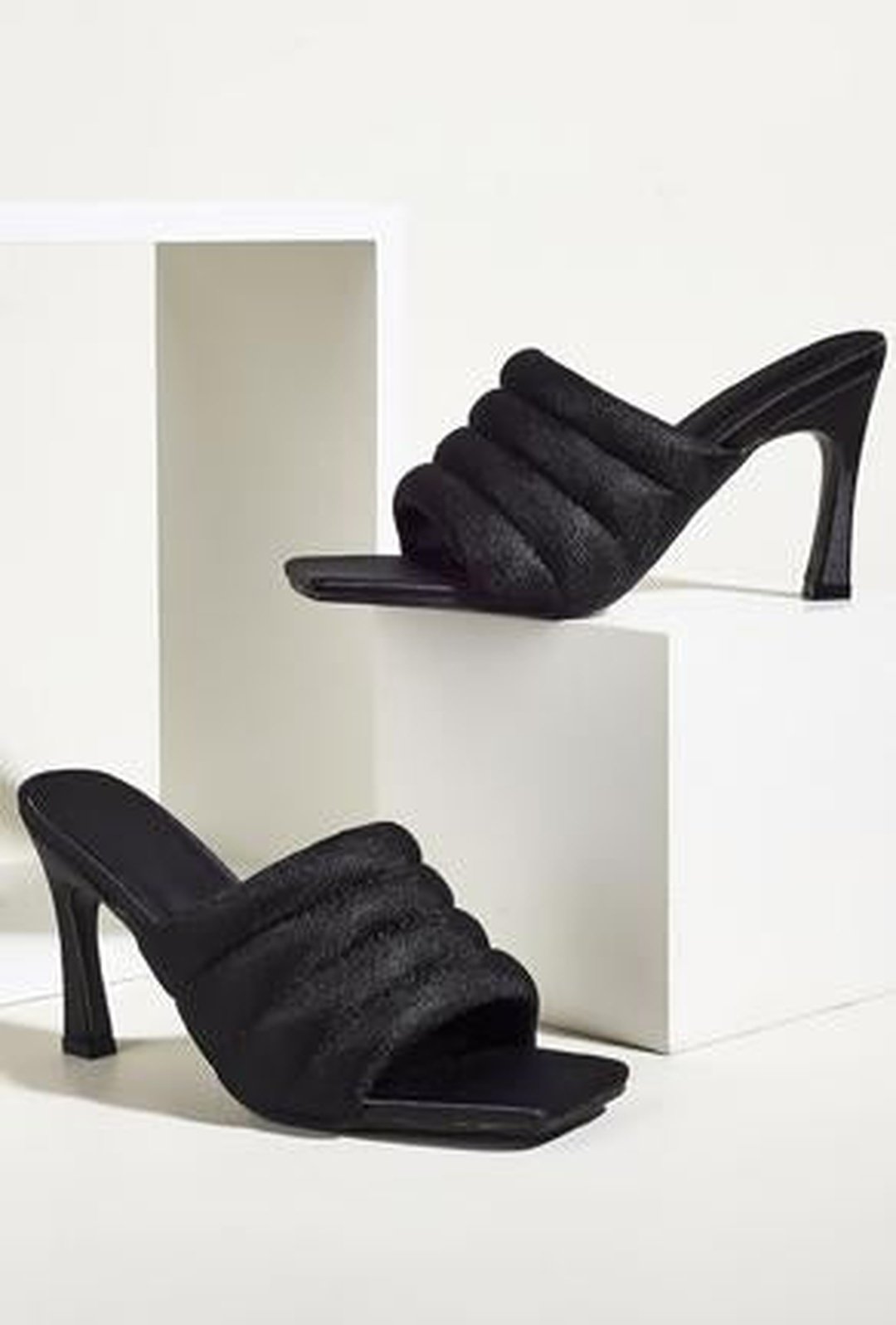 SALMA - PUFFY MULE SANDALS