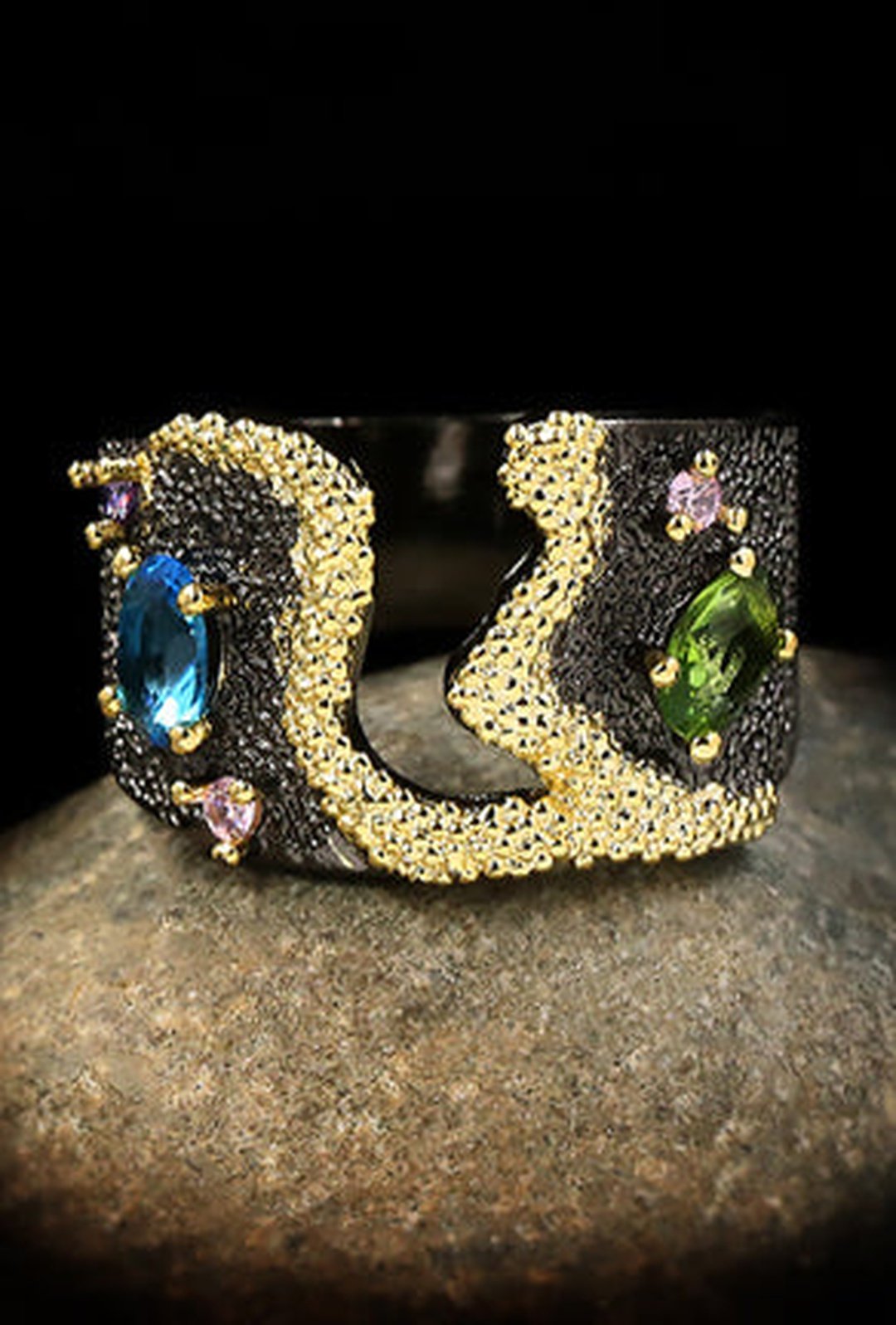 SAPPHIRE - ART GEM STONE RING