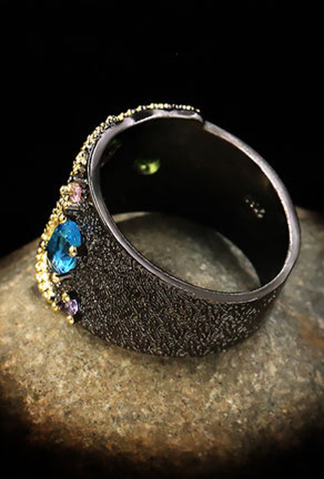 SAPPHIRE - ART GEM STONE RING