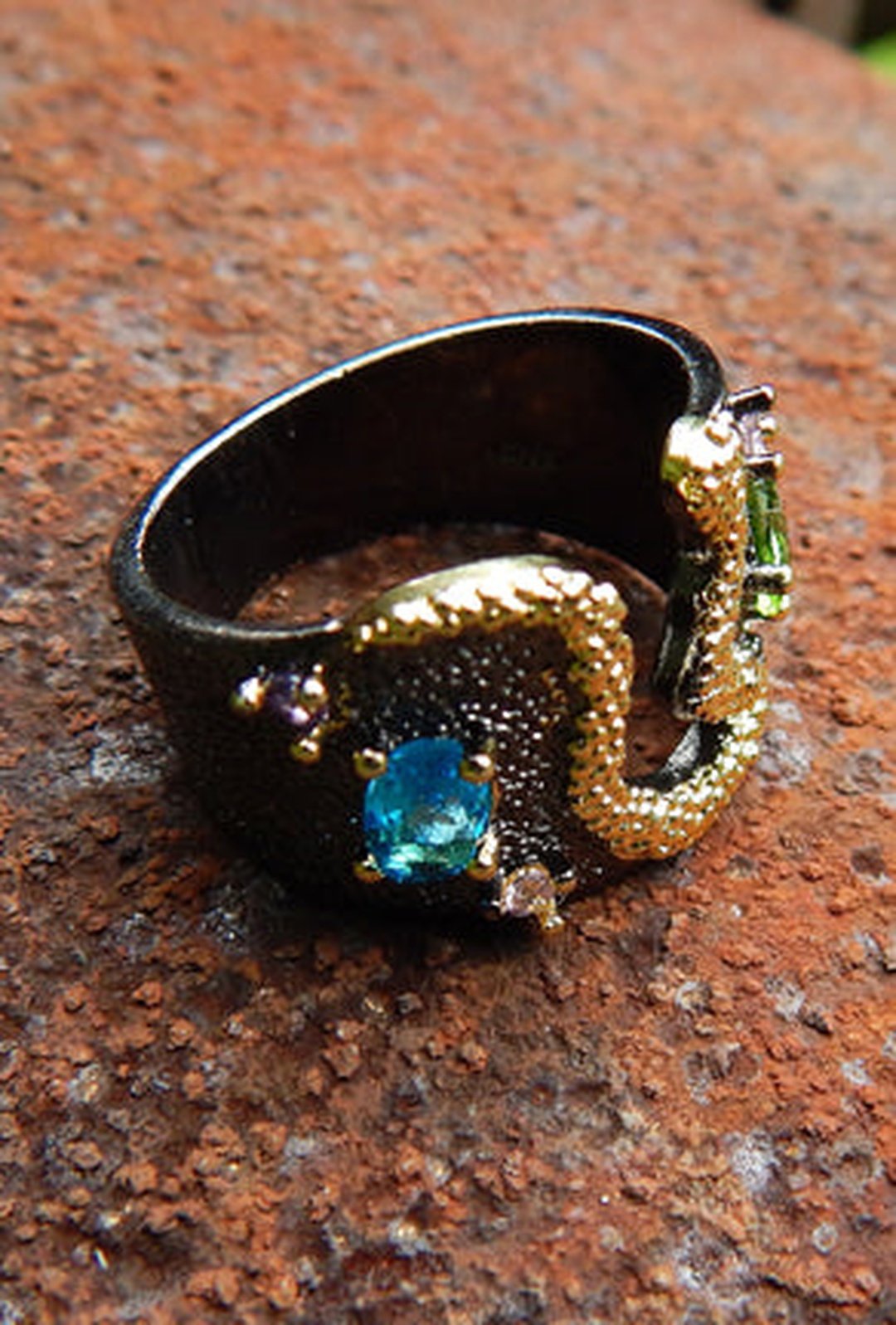 SAPPHIRE - ART GEM STONE RING