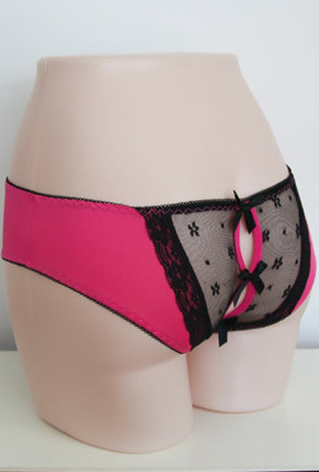 ari - lace & bow lingerie brief