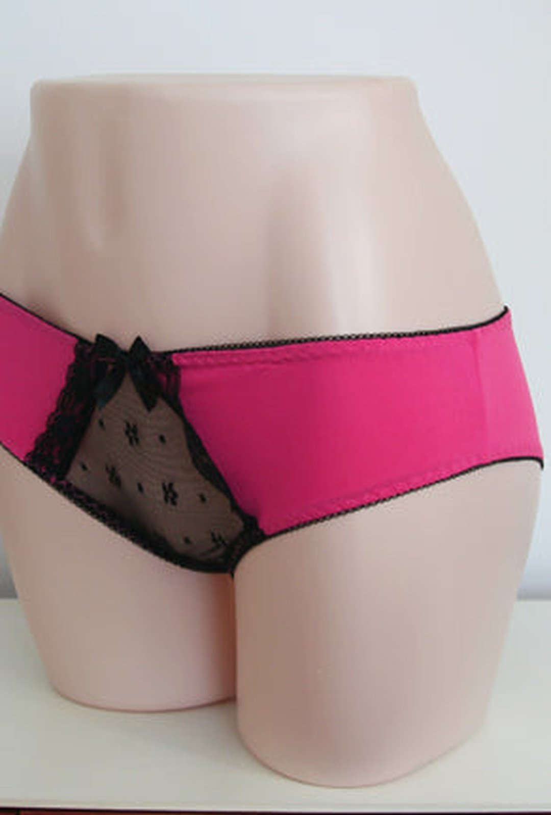 ari - lace & bow lingerie brief