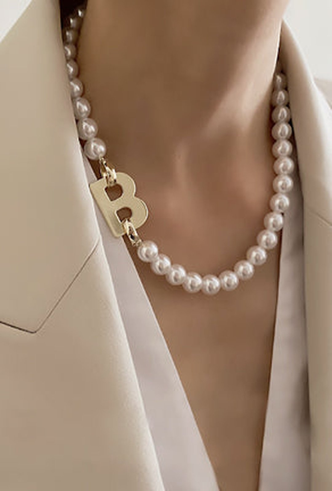 BRIAR - "B" PEARL NECKLACE