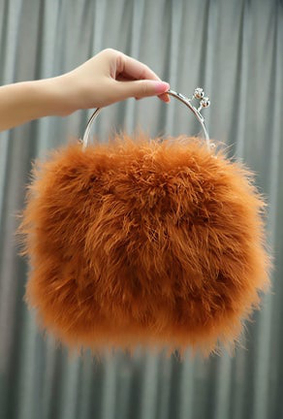 FIA - FUR CLUTCH BAG