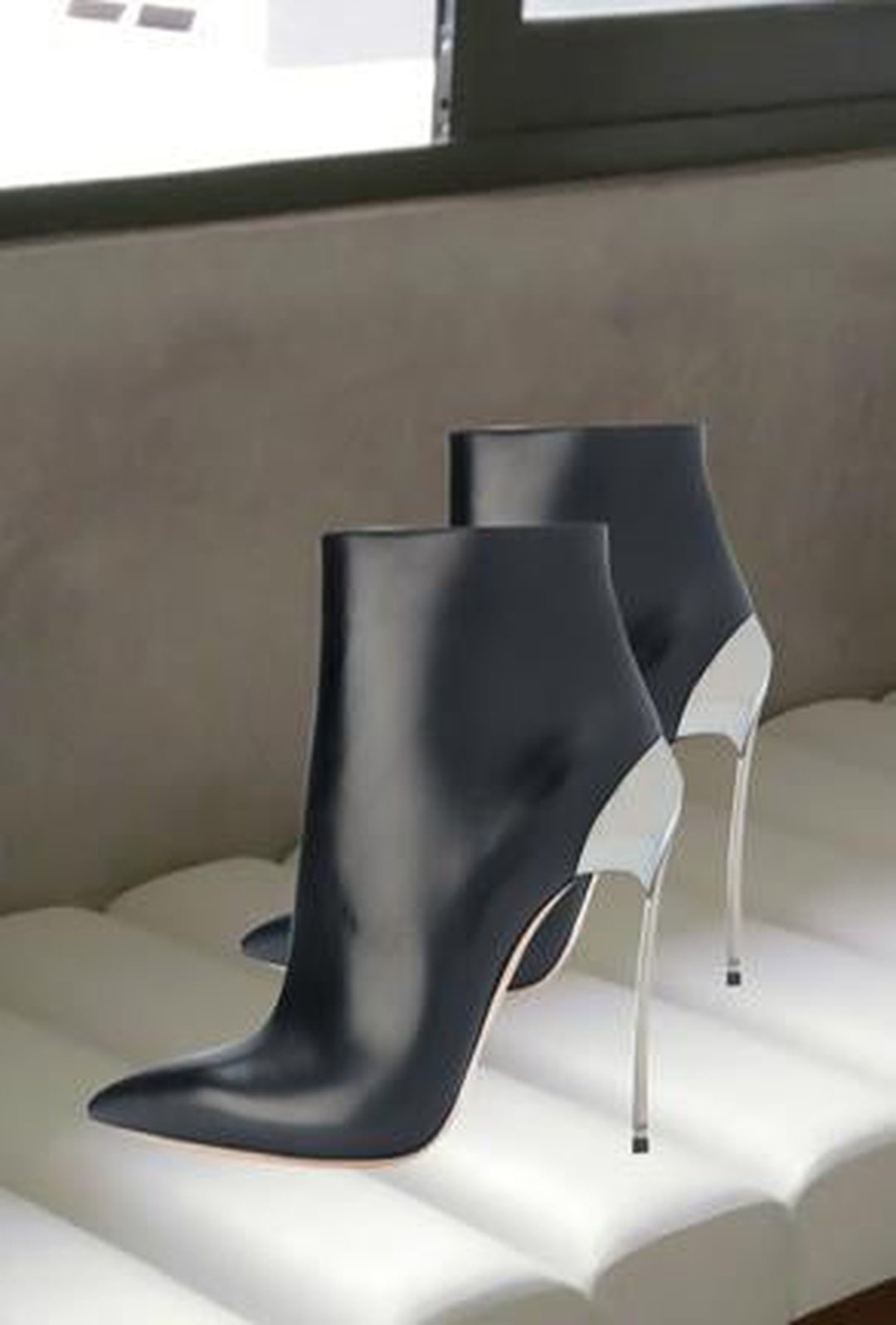 KARISSA - ANKLE BOOTS