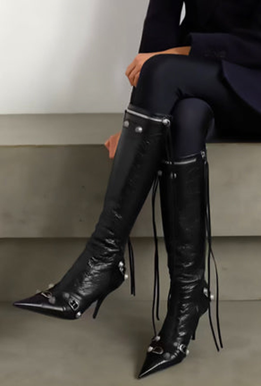 NICOL - KNEE STUD HEEL BOOTS