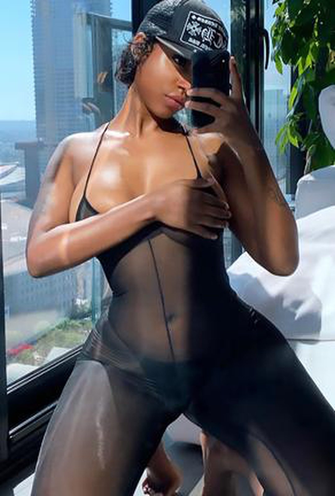 SANAI - BODY IN LINGERIE TRASPARENTE