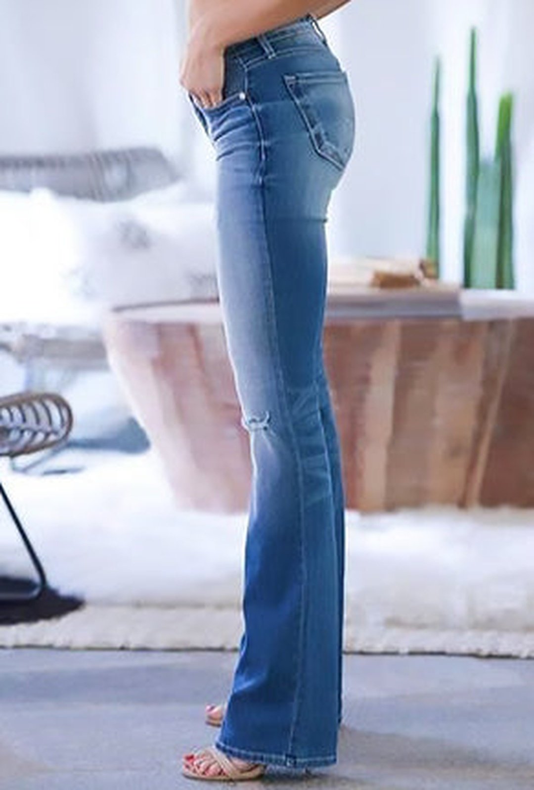 SHAY - FITTED FLARE HEM JEANS