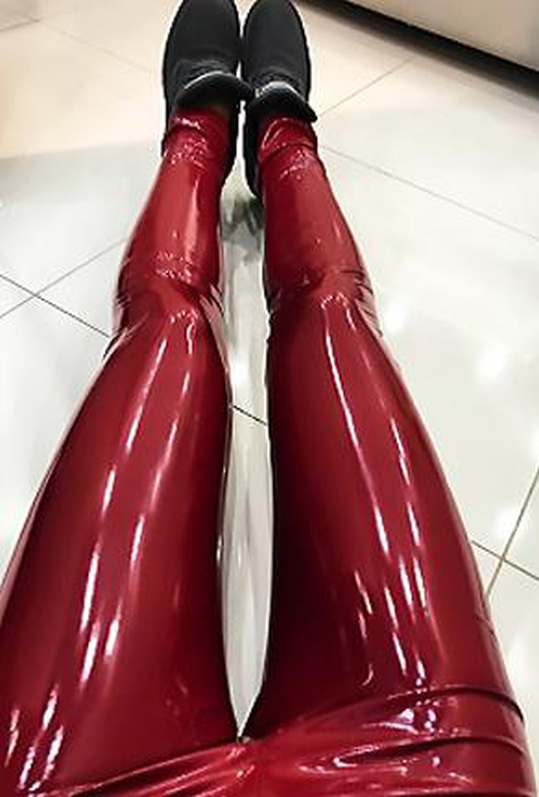 SIMONE - LATEX LEGGINGS