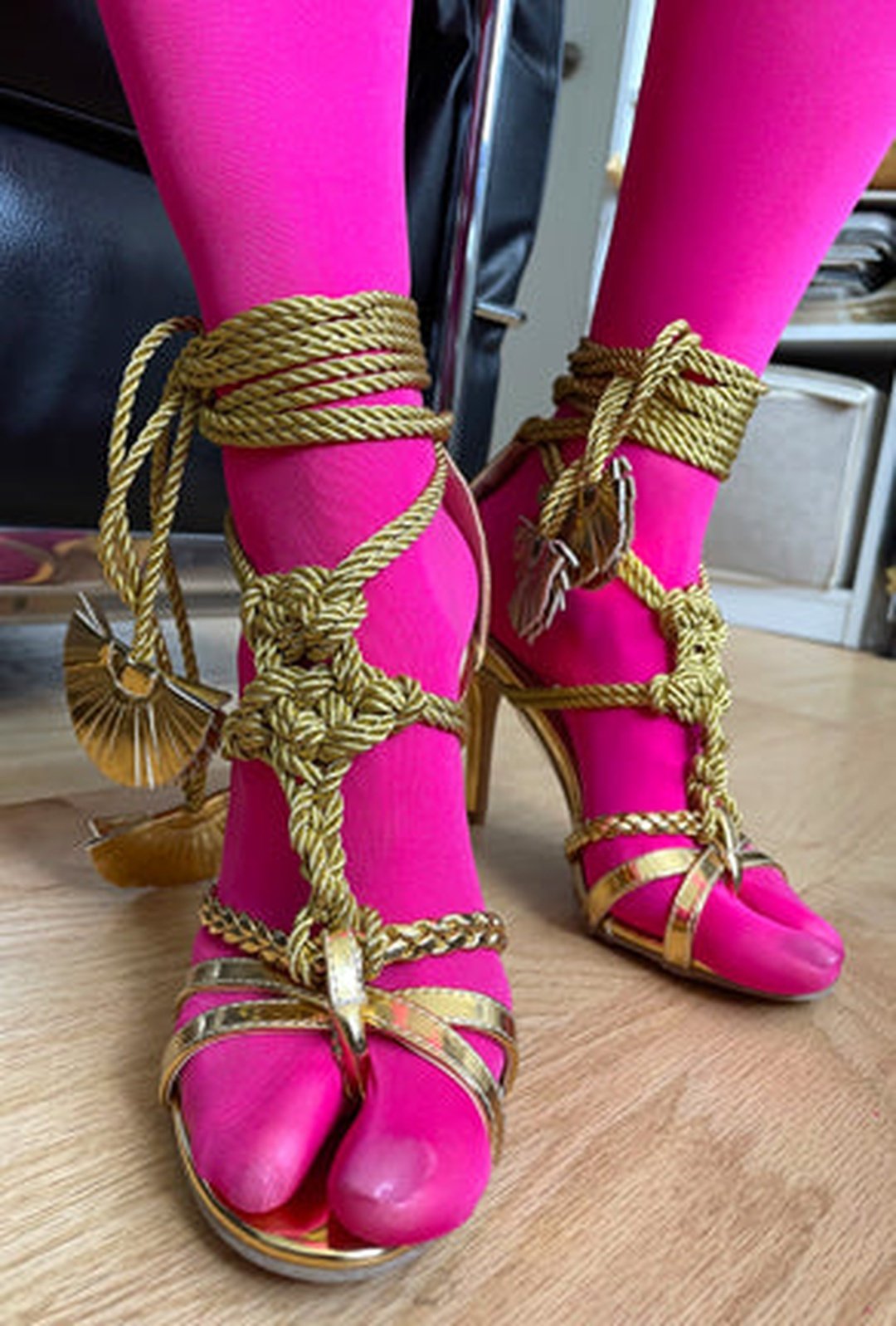 TAMELA - BRAIDED ROPE THONG SANDAL HEELS