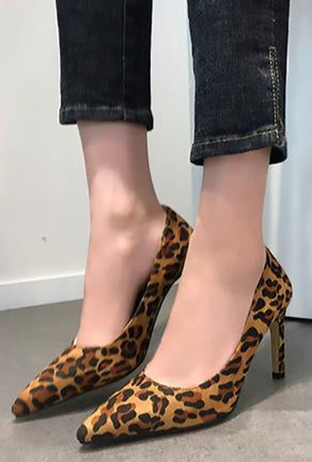 BETTY - ZAPATOS DE ZAPATOS CON ESTAMPADO DE LEOPARDO