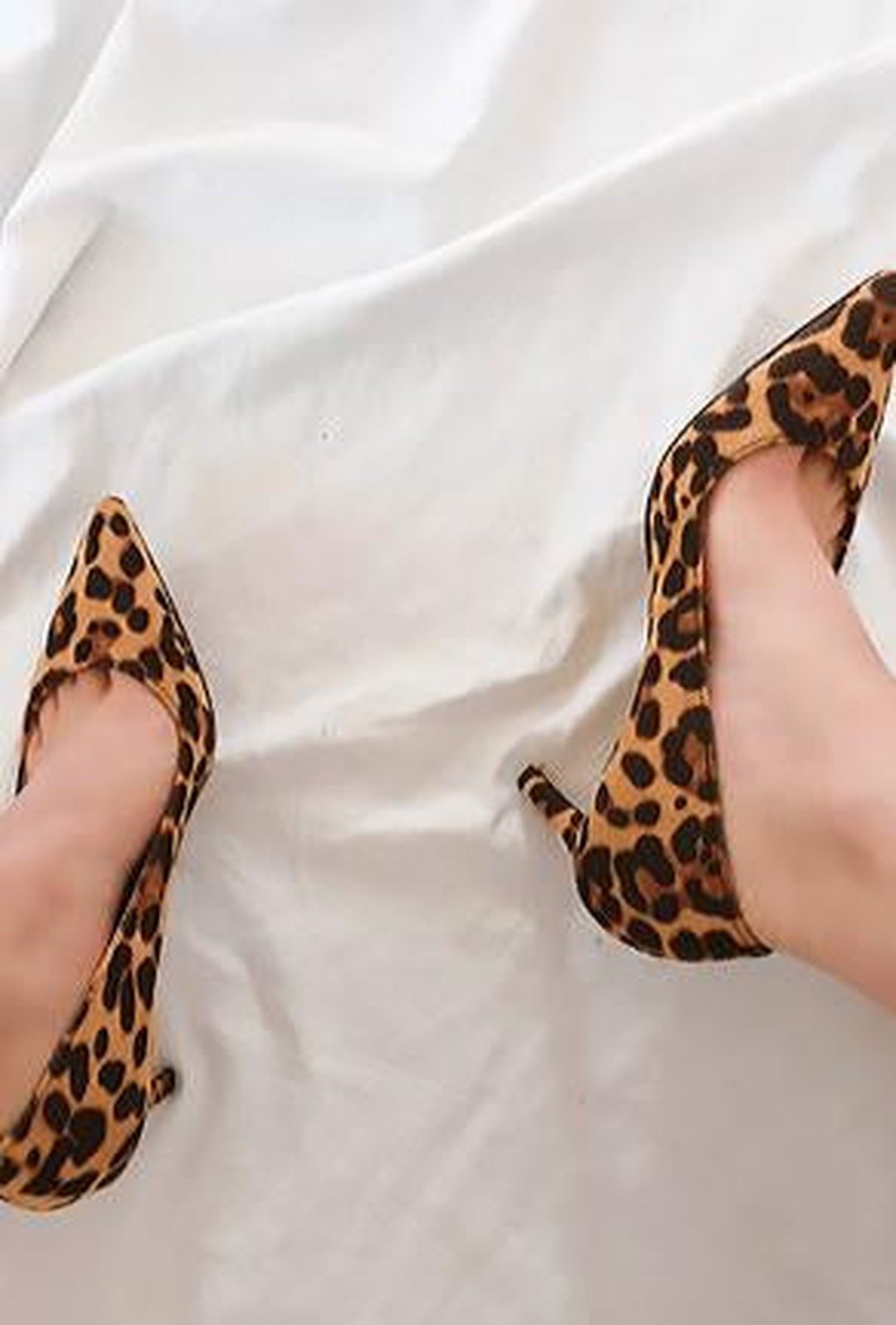 BETTY - ZAPATOS DE ZAPATOS CON ESTAMPADO DE LEOPARDO